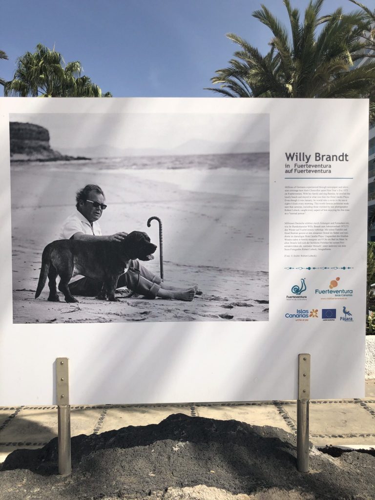 Fotoszene mit Willy Brand, Strand von Jandia, Fureteventura