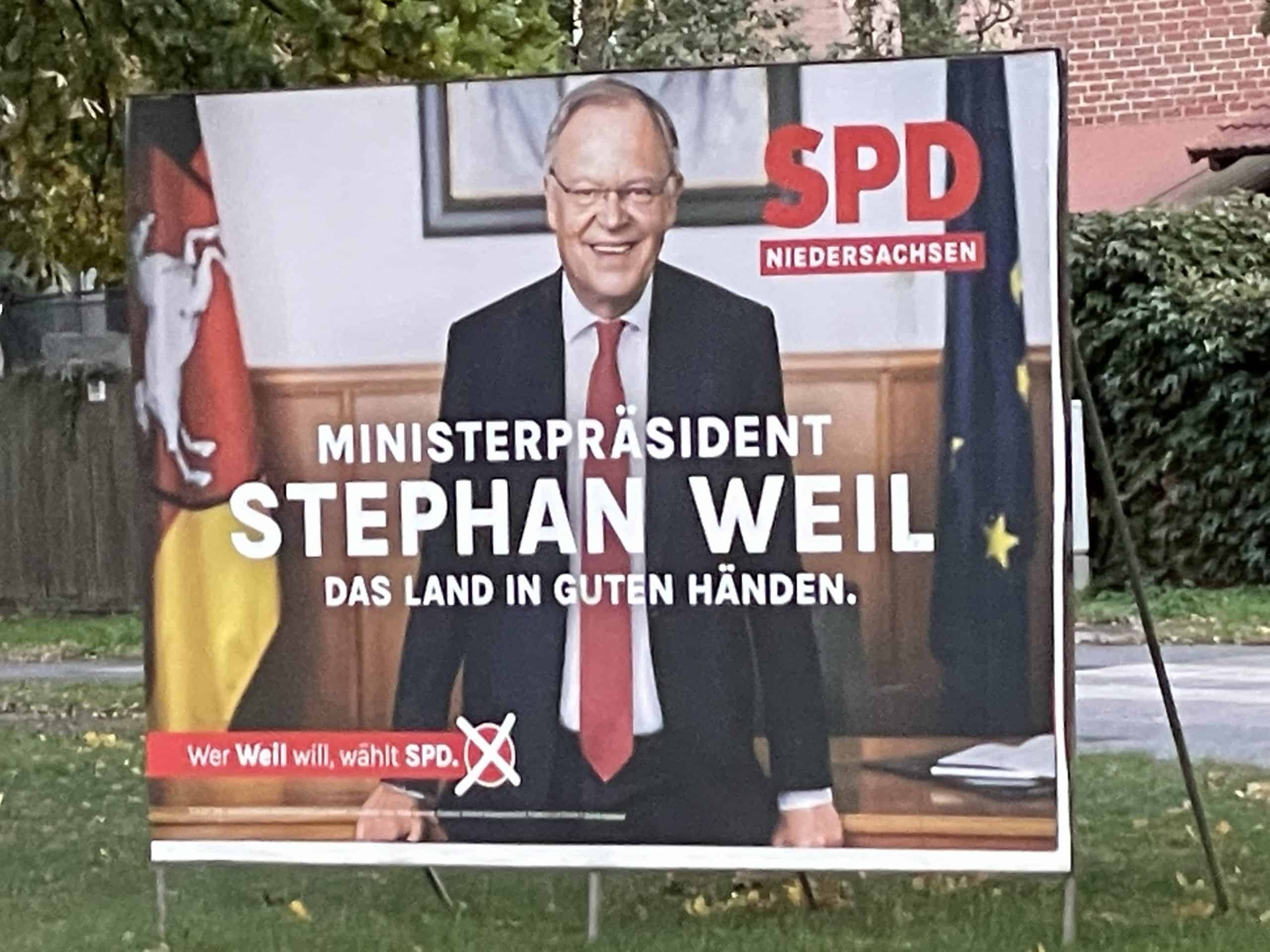 Wahlplakat der SPD mit Ministerpräsident Stephan Weil