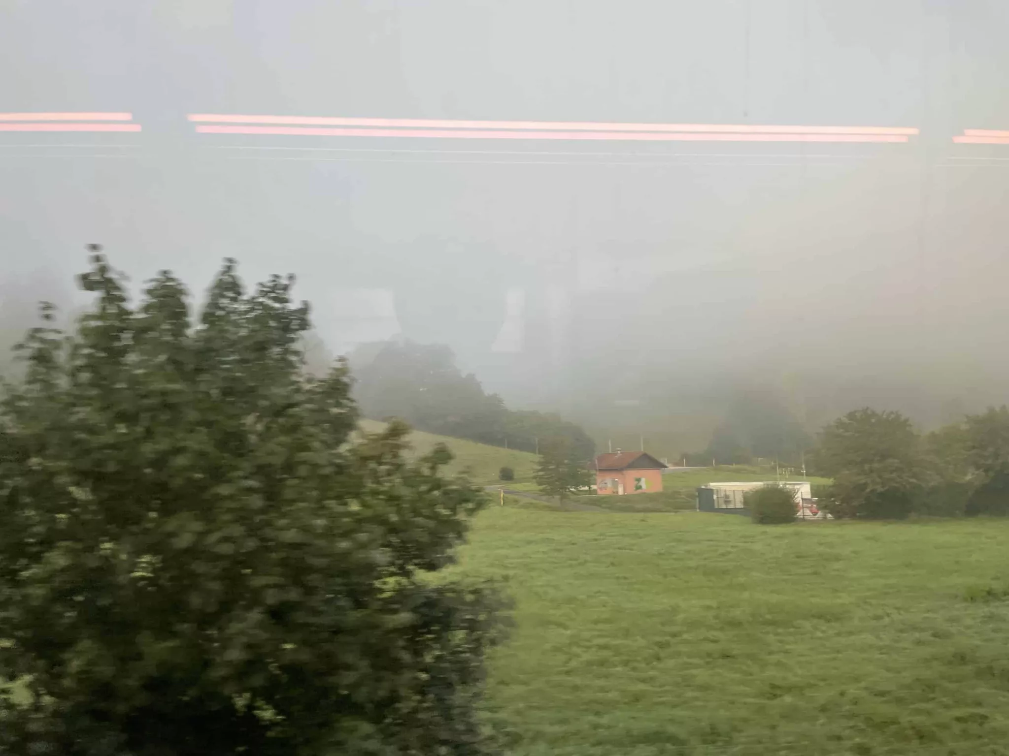 Die frühmorgendliche Natur aus dem Zugfenster gesehen #7