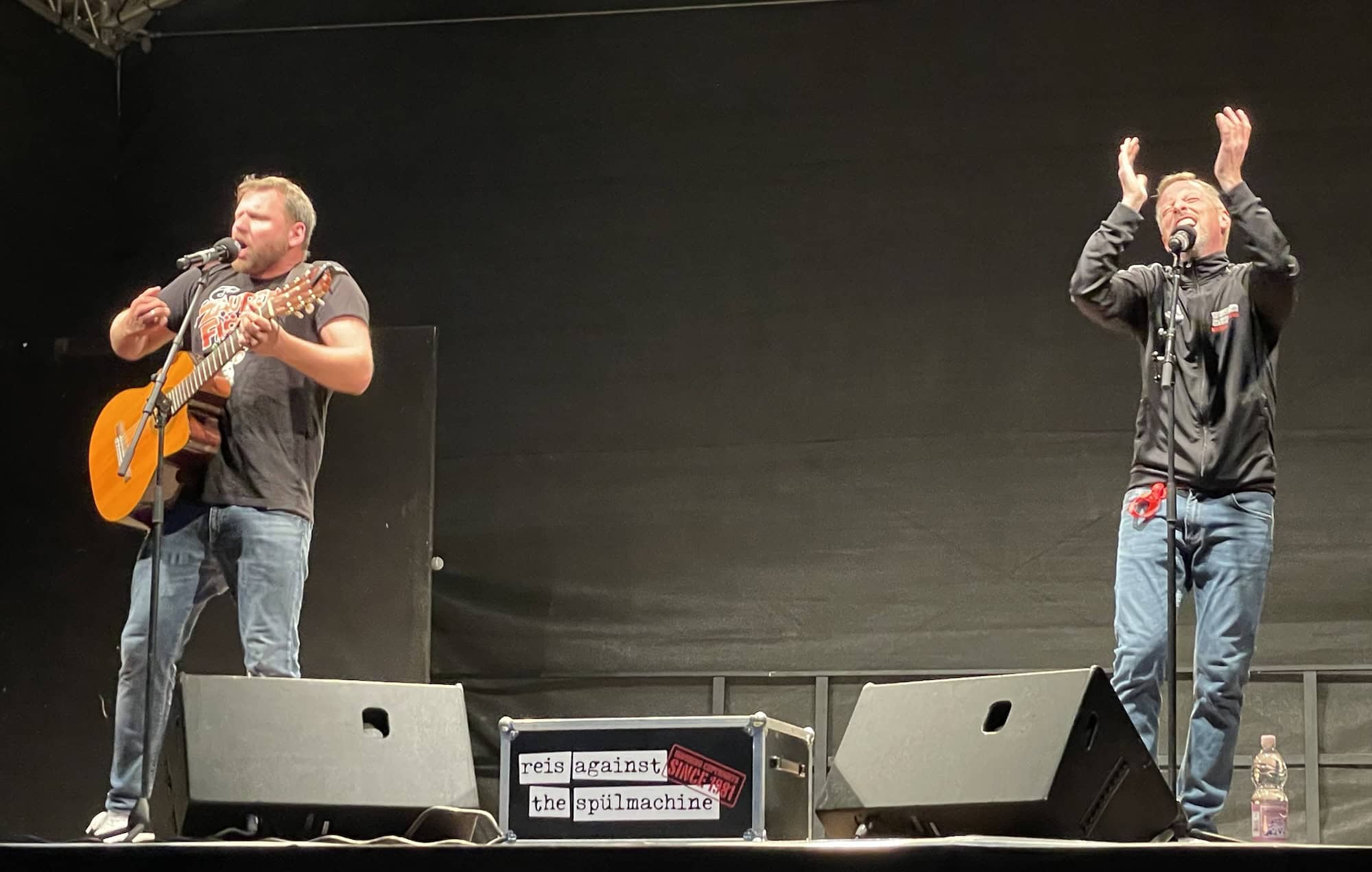 Reis against the Spülmachine mit ihrem 'Sommer-Special'-Music-Comedy.