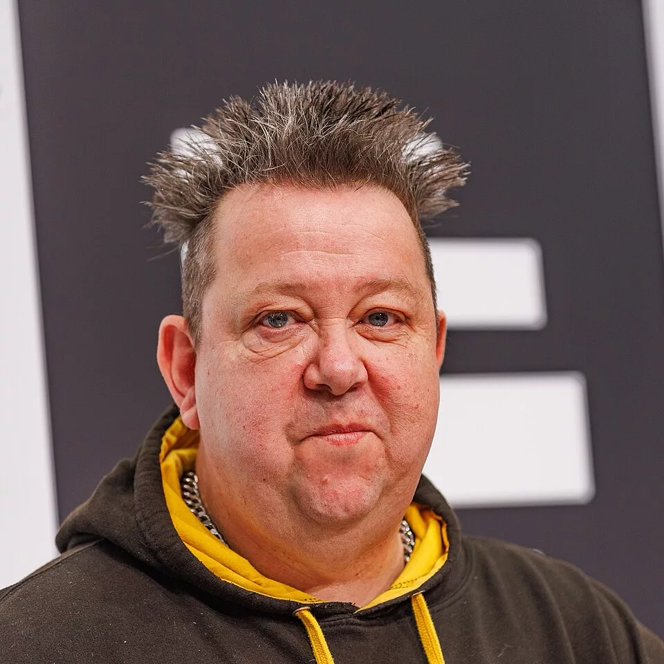 Portrait von Sebastian Krumbiegel.