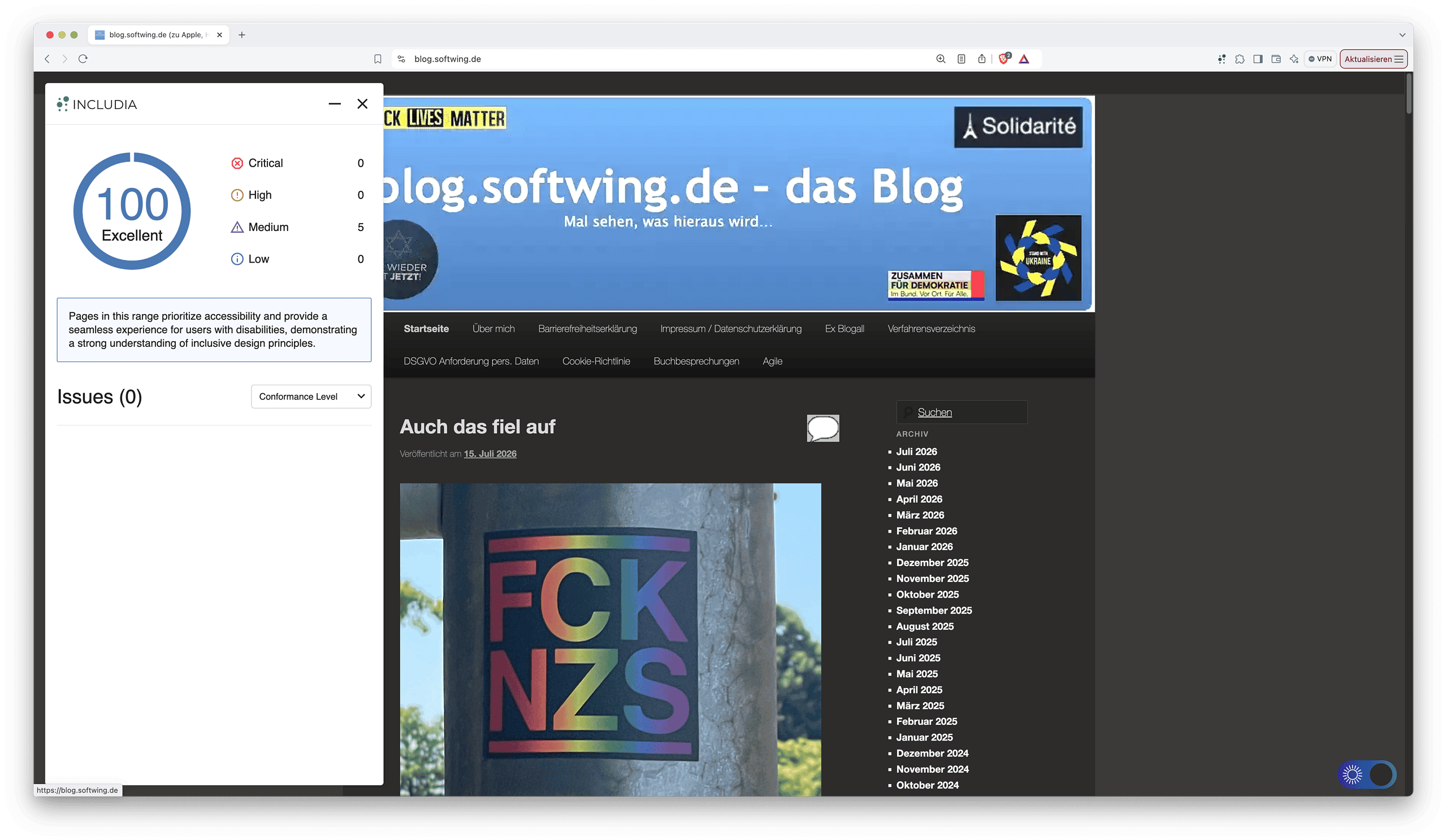 Includia mit 100 für Barrierefreiheit in der Webvariante dunkel.