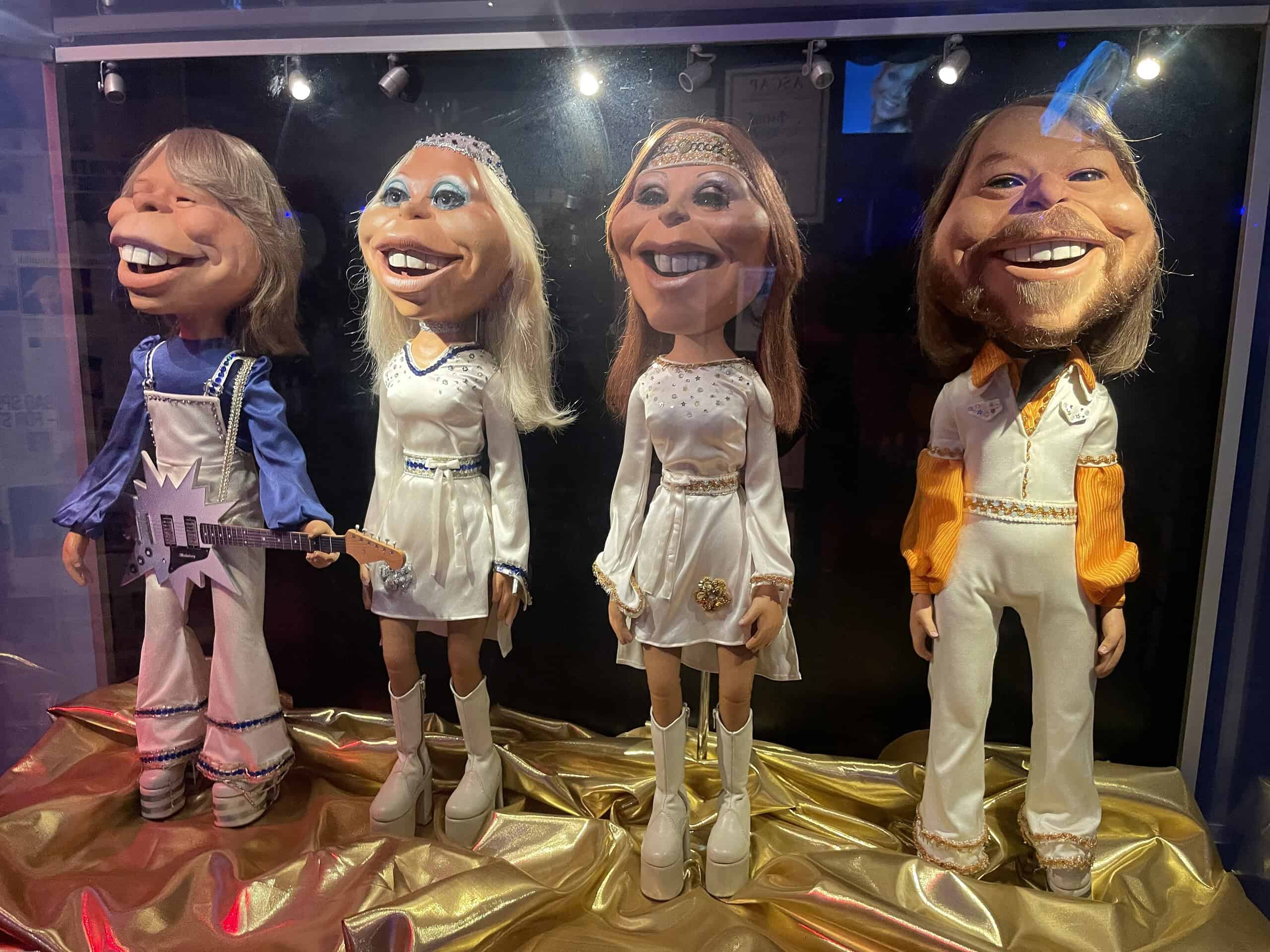 Die ABBA Puppen aus dem Mamma Mia Film.
